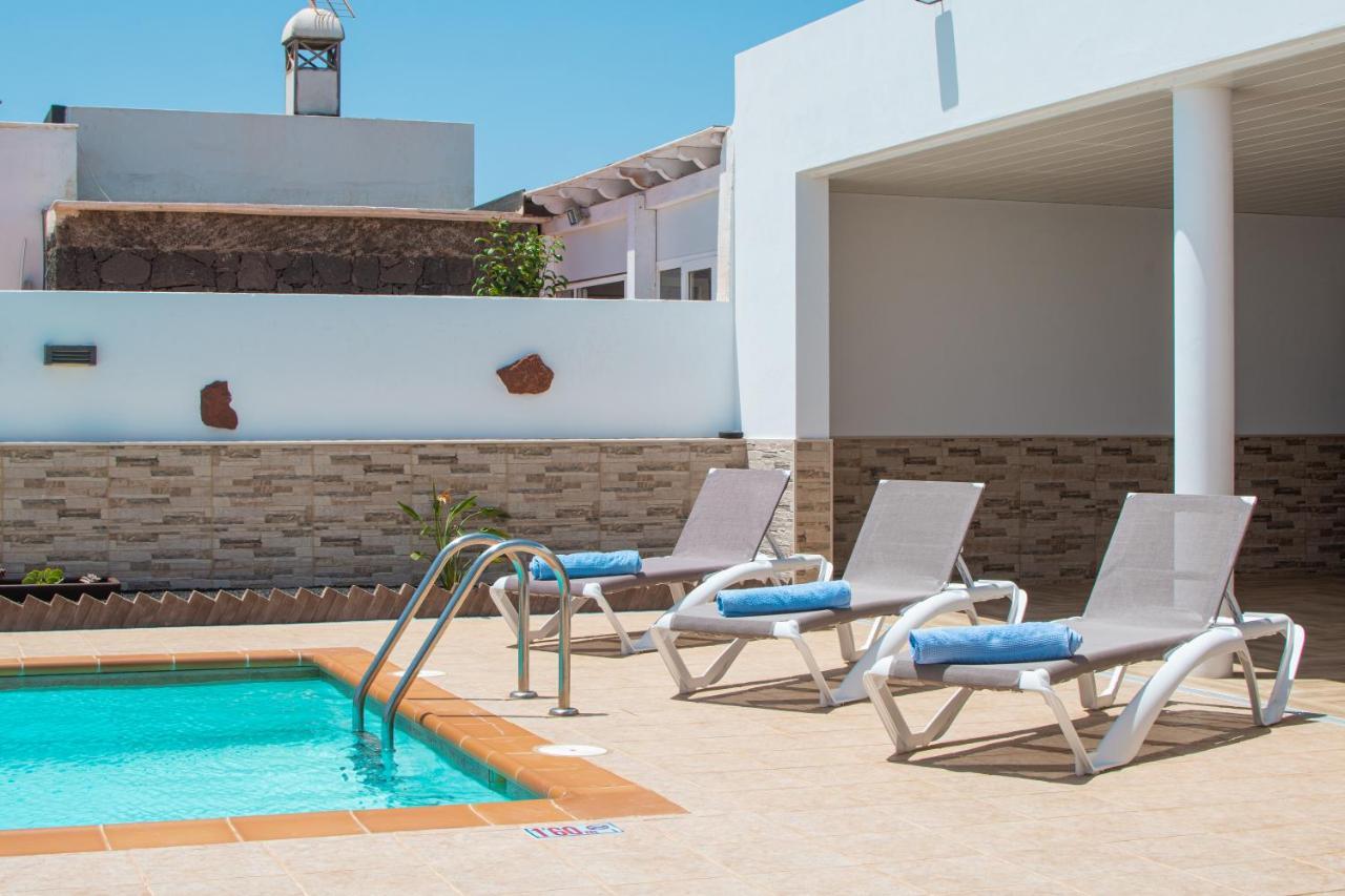 Villa Pancho Плая Бланка Екстериор снимка
